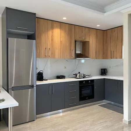 Mariana * Kouramaditika