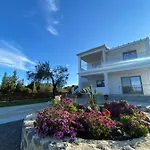 Marianna's House Kouramaditika
